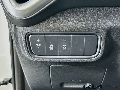 Certified 2024 Kia Soul LX image 10