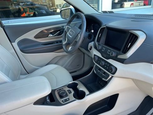 Used 2022 GMC Terrain Denali w/ LPO, Floor Liner Package image 11