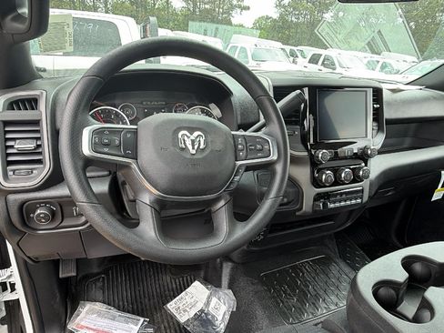 New 2026 RAM 4500 Tradesman w/ Chrome Appearance Group AWD/4WD image 18