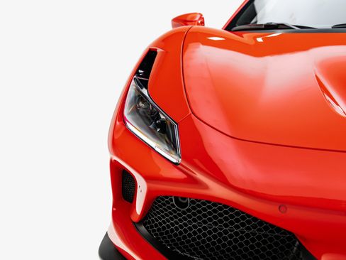 Used 2022 Ferrari F8 Tributo RWD image 24
