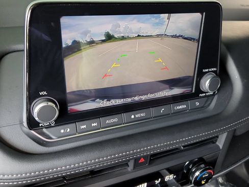 Used 2026 Nissan Rogue SV FWD image 20