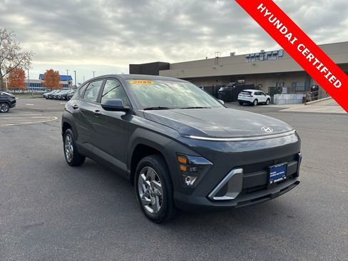 Certified 2025 Hyundai Kona SE image 1