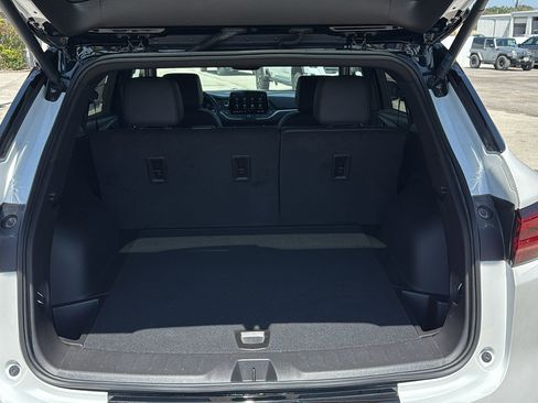 New 2025 Chevrolet Blazer RS w/ Driver Confidence II Package image 25