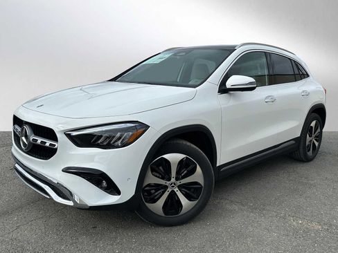 Used 2025 Mercedes-Benz GLA 250 4MATIC image 4