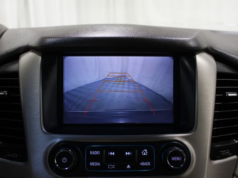 Used 2017 GMC Yukon XL Denali w/ Open Road Package image 17