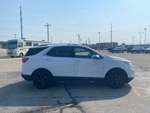 Used 2018 Chevrolet Equinox Premier AWD/4WD image 5