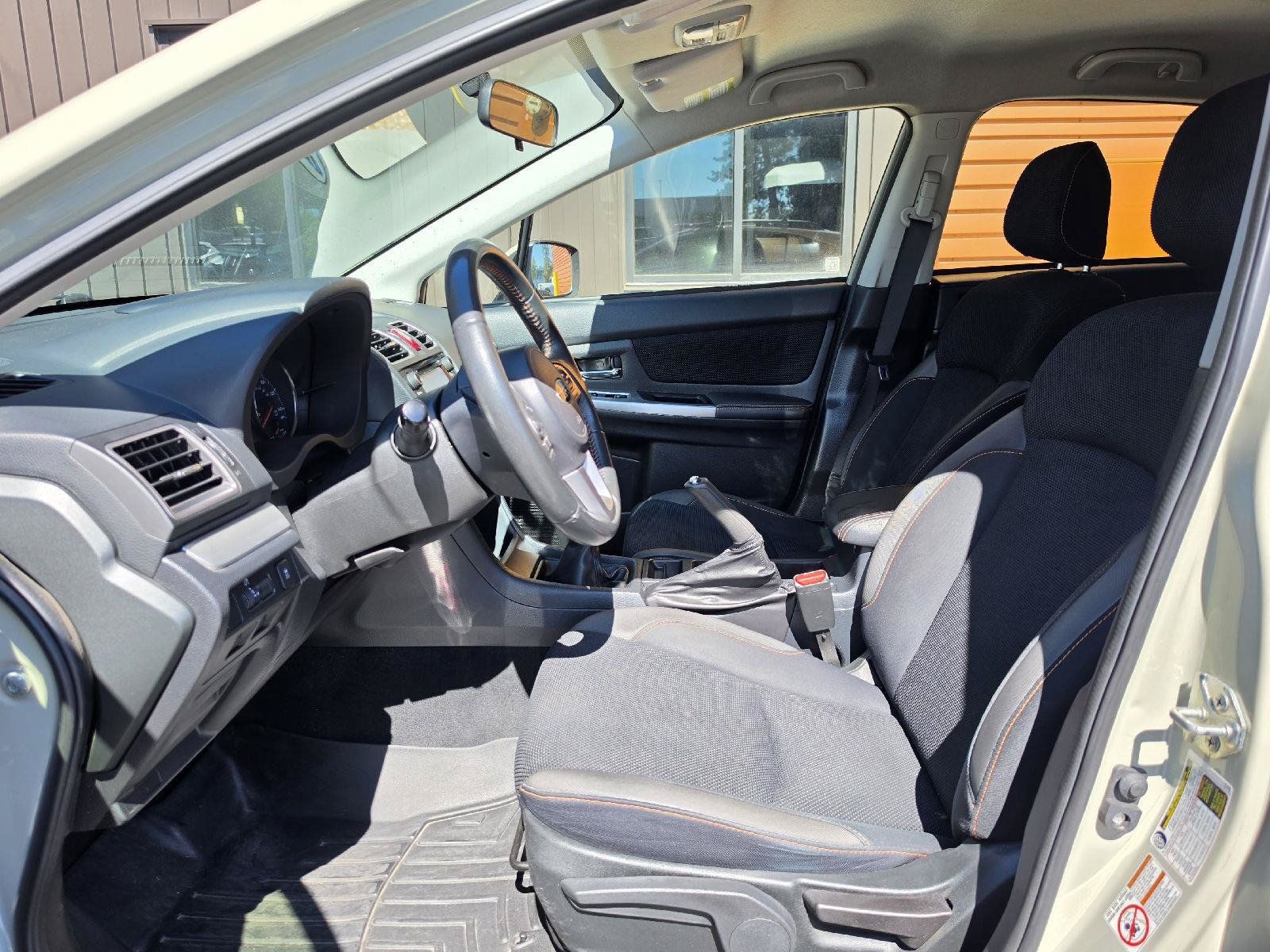Used 2017 Subaru Crosstrek 2.0i Premium AWD/4WD image 12