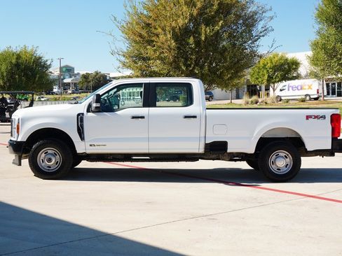 Used 2023 Ford F250 XL w/ FX4 Off-Road Package image 2