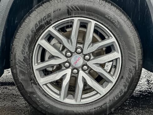 Used 2019 GMC Acadia SLE w/ Driver Alert Package I image 25