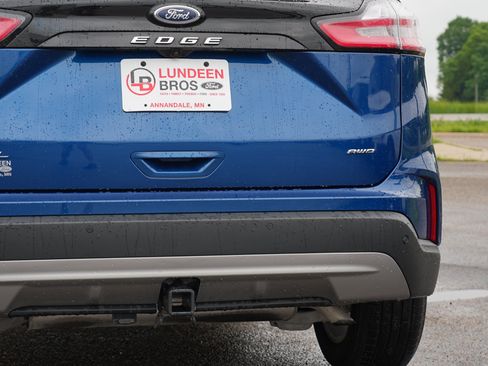 Used 2023 Ford Edge SEL w/ Convenience Package AWD/4WD image 12