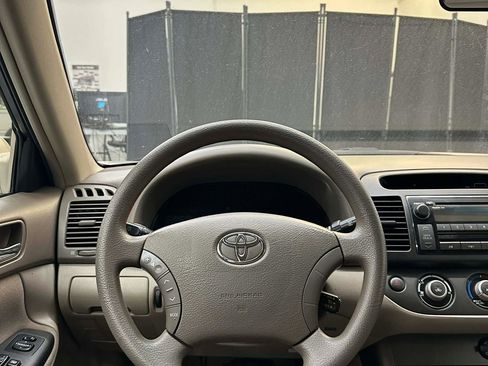 Used 2005 Toyota Camry LE image 40