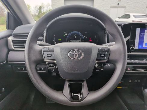 Certified 2025 Toyota Camry LE image 12