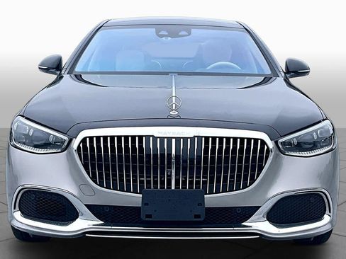 Used 2021 Mercedes-Benz Maybach S 580 4MATIC image 4