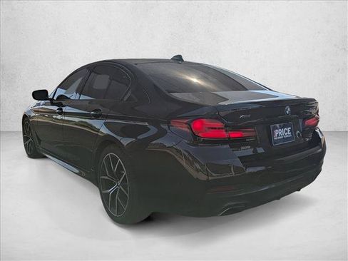 Used 2021 BMW 530i xDrive w/ M Sport Package AWD/4WD image 2