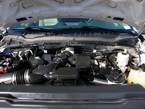 Used 2022 Ford F350 XL w/ Power Equipment Group RWD image 13