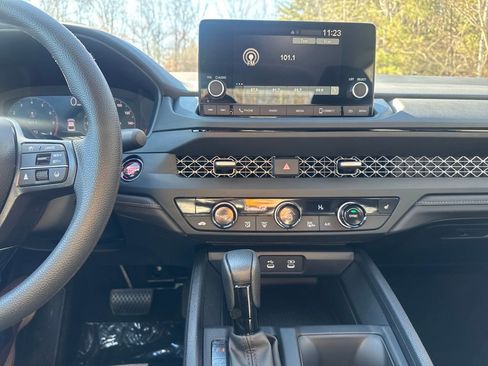 New 2025 Honda Accord SE image 22