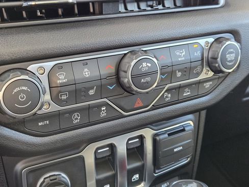 New 2026 Jeep Wrangler Sport AWD/4WD image 12