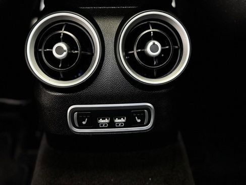 Used 2023 Alfa Romeo Giulia Veloce image 40