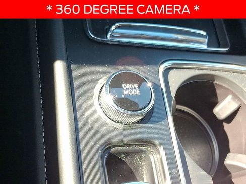 Used 2025 Lincoln Corsair AWD w/ Equipment Group 101A image 24