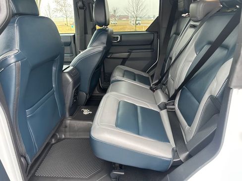 Used 2024 Ford Bronco Outer Banks image 21
