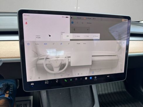 Used 2021 Tesla Model 3 Performance image 18