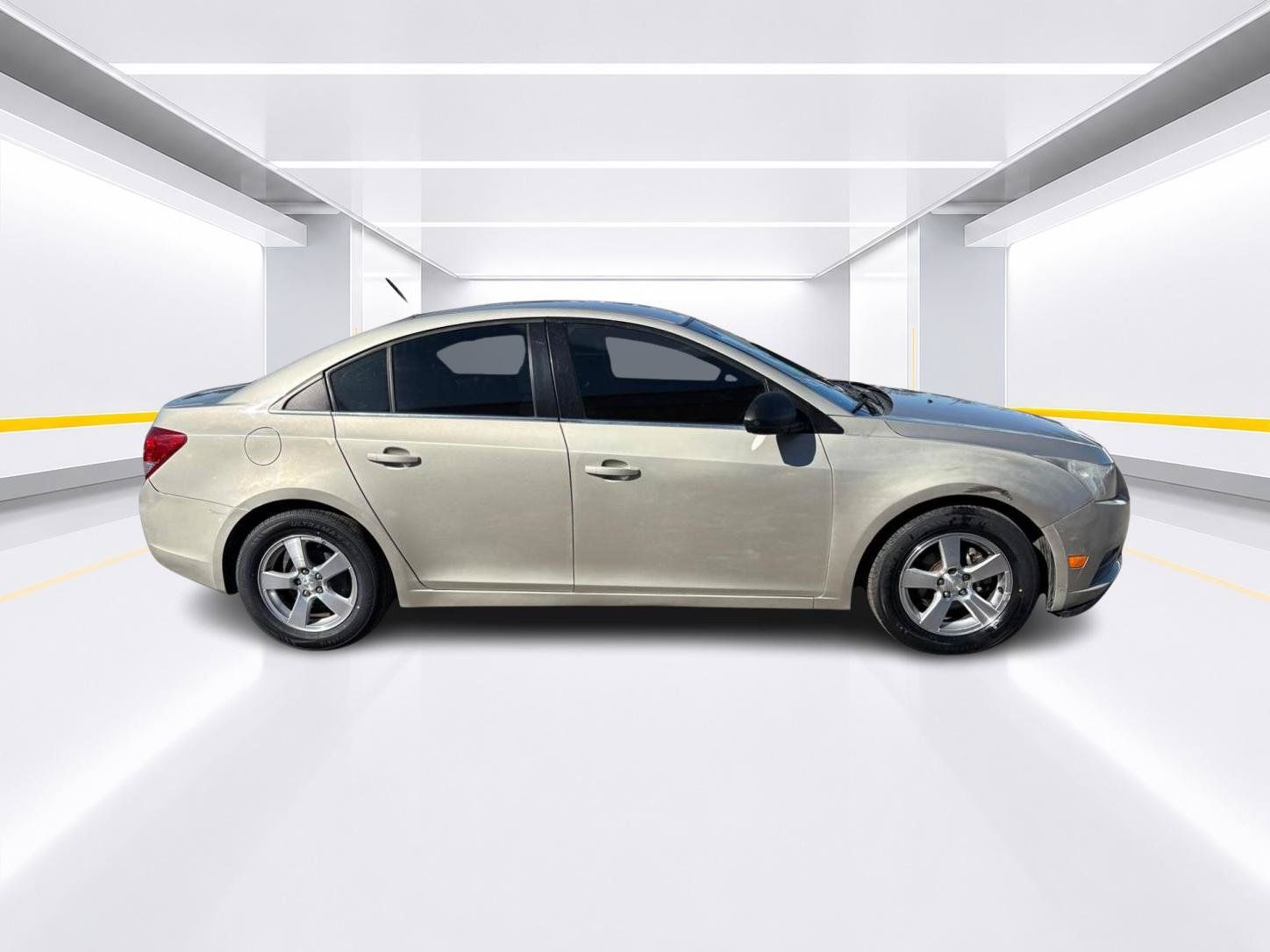 Used 2013 Chevrolet Cruze LT FWD image 3