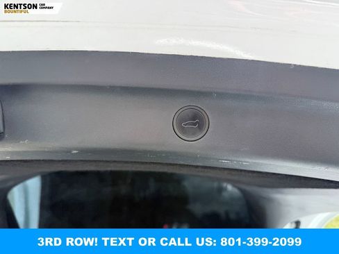 Used 2024 Tesla Model Y Long Range AWD/4WD image 35