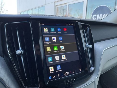 Certified 2023 Volvo XC60 B5 Plus w/ Protection Package Premier image 19