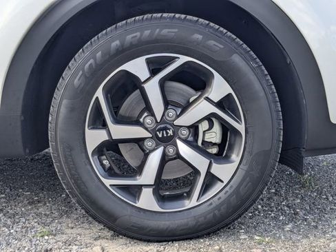 Used 2022 Kia Sportage LX FWD image 12