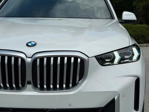 New 2026 BMW X5 sDrive40i w/ Climate Comfort Package RWD image 9
