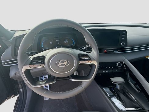 New 2026 Hyundai Elantra SEL Sport image 8