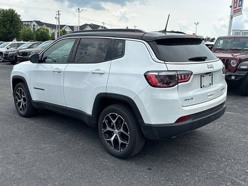 Certified 2024 Jeep Compass Limited AWD/4WD image 4