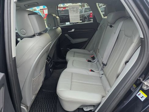Used 2018 Audi Q5 2.0T Premium Plus w/ Premium Plus Package image 6