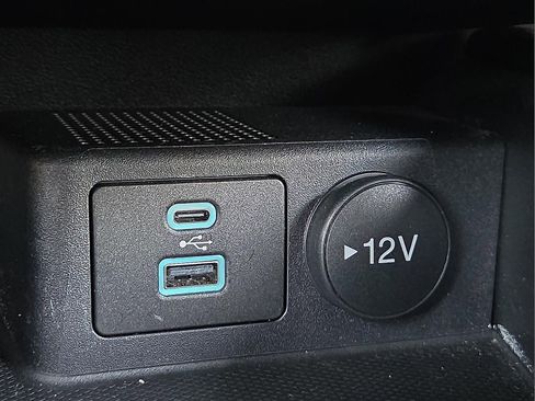 Used 2023 Ford Escape ST-Line w/ Tech Pack #1 FWD image 17