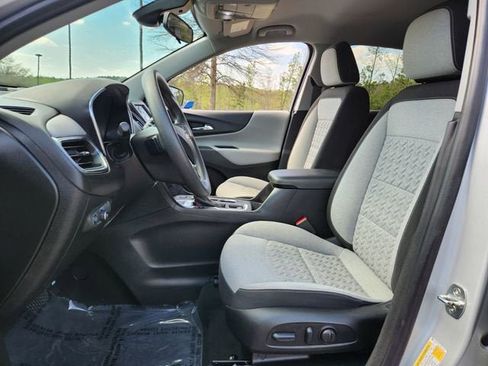 Used 2022 Chevrolet Equinox LT image 9