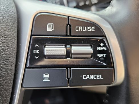 Used 2020 Kia Sorento EX image 15