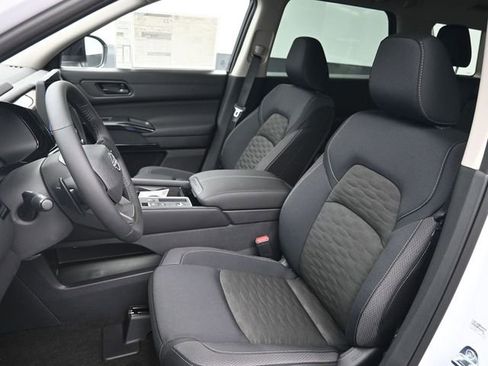 New 2026 Nissan Pathfinder SV FWD image 19