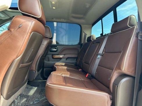 Used 2014 Chevrolet Silverado 1500 High Country w/ High Country Premium Package AWD/4WD image 15