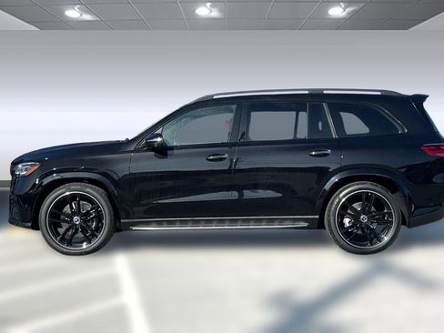 New 2026 Mercedes-Benz GLS 580 4MATIC image 2