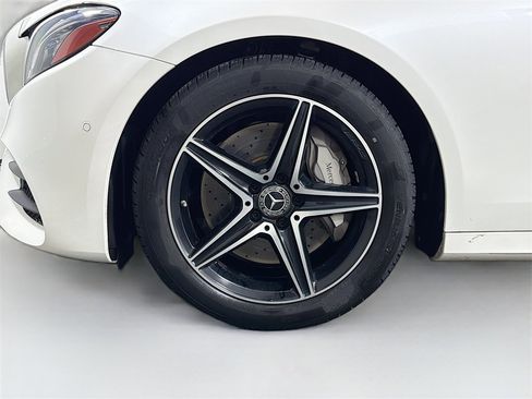Certified 2019 Mercedes-Benz E 300 E 300 image 33