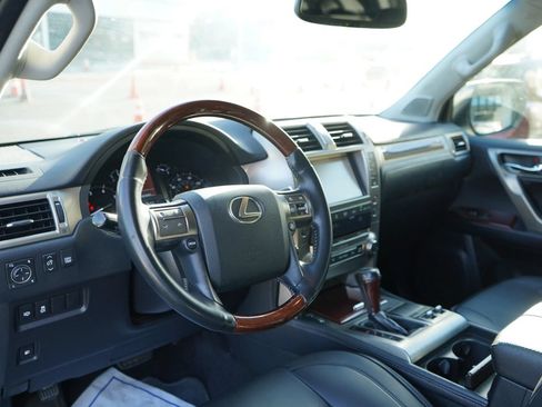 Used 2015 Lexus GX 460 AWD/4WD image 8