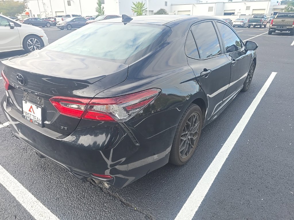 Used 2023 Toyota Camry SE w/ Convenience Package FWD image 5