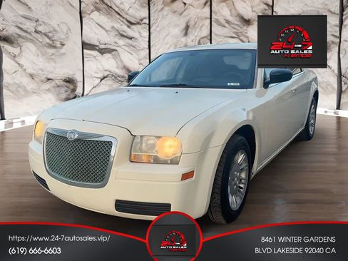 Used 2007 Chrysler 300 image 1