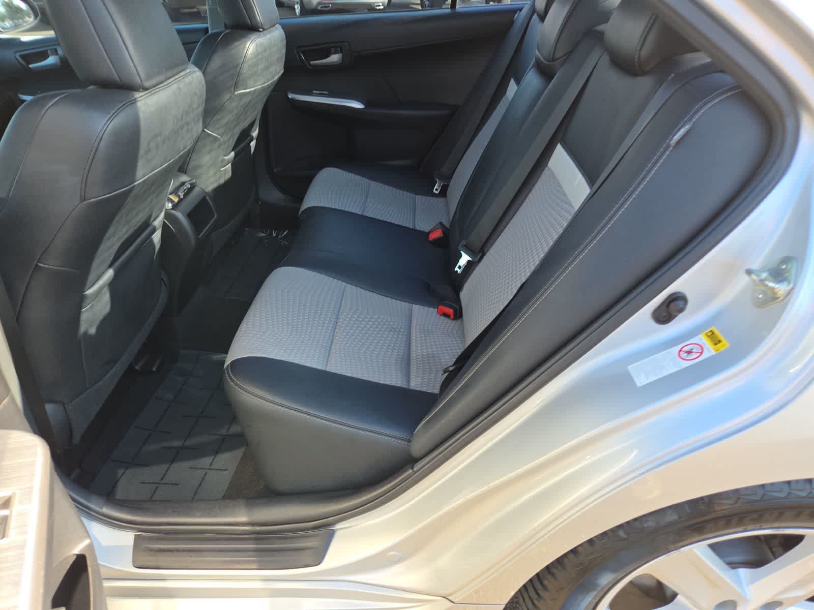 Used 2013 Toyota Camry SE FWD image 21