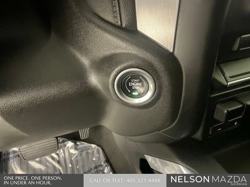 Used 2022 GMC Sierra 1500 Elevation w/ Preferred Package AWD/4WD image 36