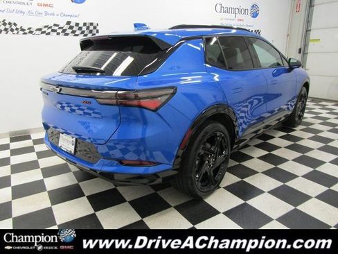 Certified 2025 Chevrolet Equinox EV RS image 14