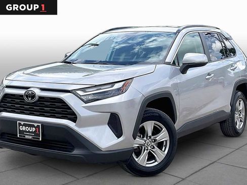 Used 2024 Toyota RAV4 XLE FWD image 1