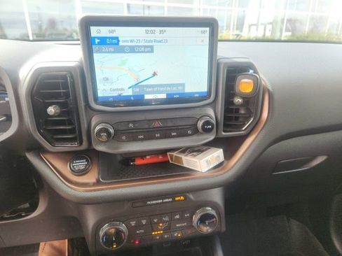 Used 2022 Ford Bronco Sport Outer Banks w/ Tech Package image 9