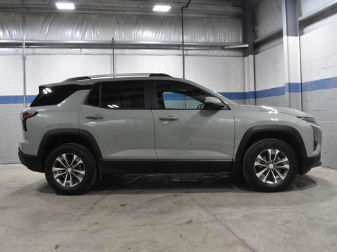 Used 2025 Chevrolet Equinox LT w/ Convenience Package II AWD/4WD image 26