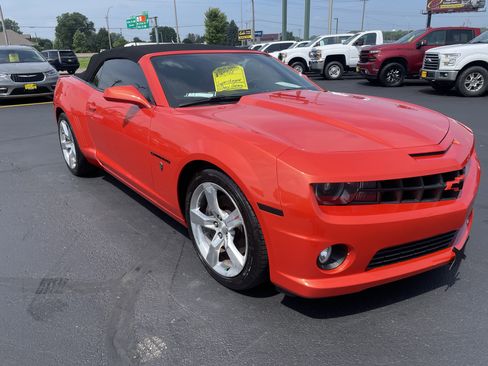 Used 2011 Chevrolet Camaro SS w/ RS Package image 2